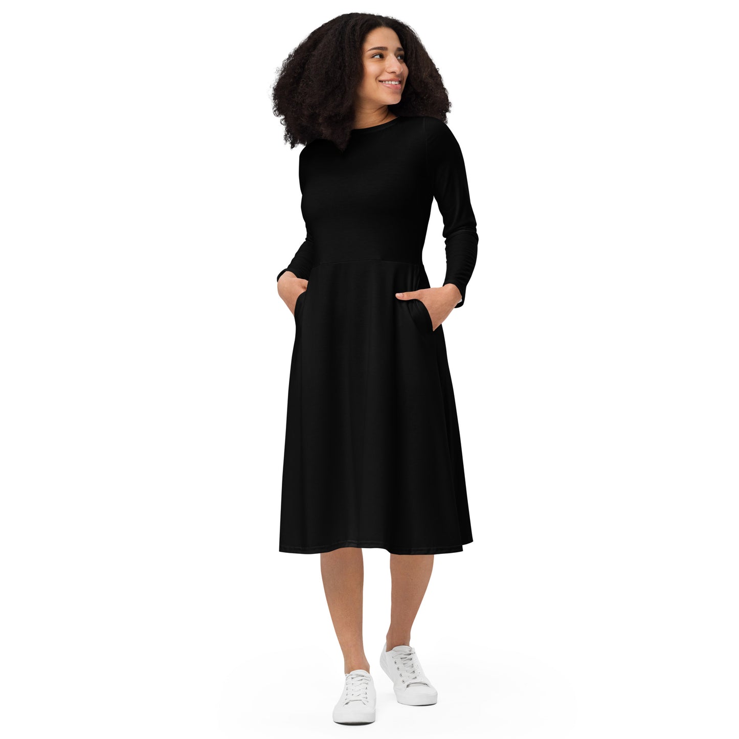 Research Merch Midikleid aus der Purpose Collection getragen von einem weiblichen Model